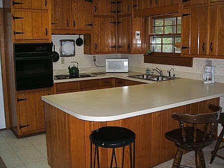Open kitchen great for entertaining