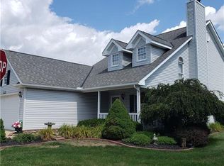 5312 White Swan Ct, North Royalton, OH 44133
