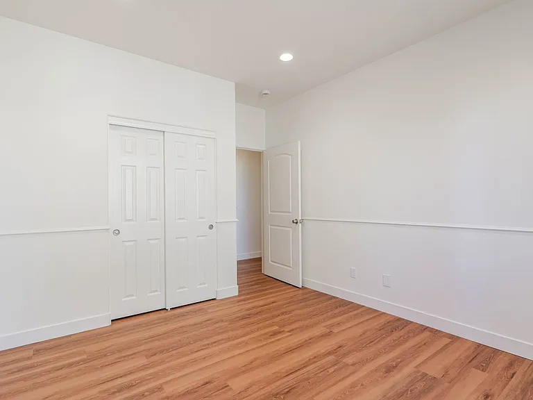 5059 Keston Dr — Photo 33