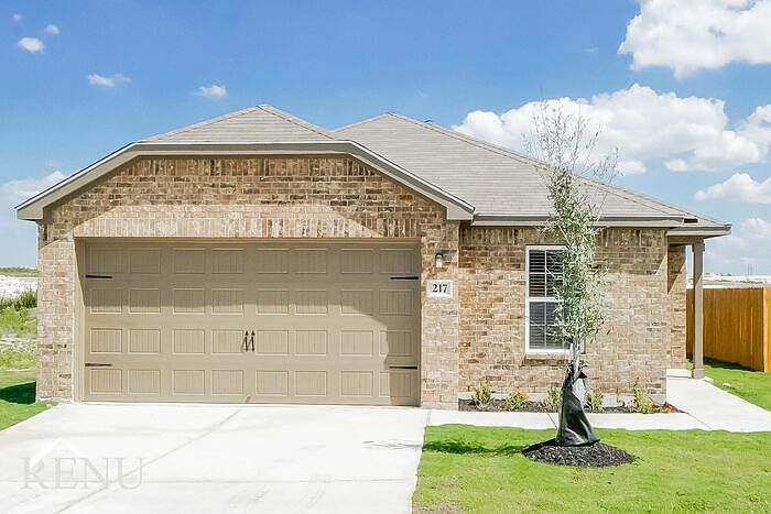 1st image of 217 Riverdale Dr