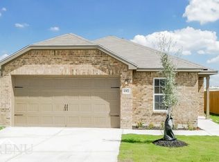217 Riverdale Dr, Jarrell, TX 76537