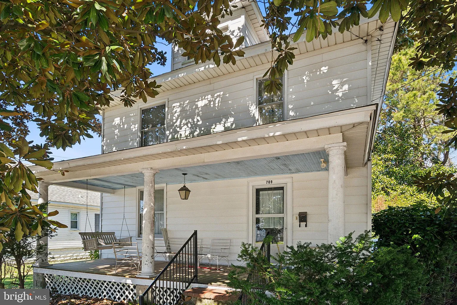 709 Walnut St photo 1