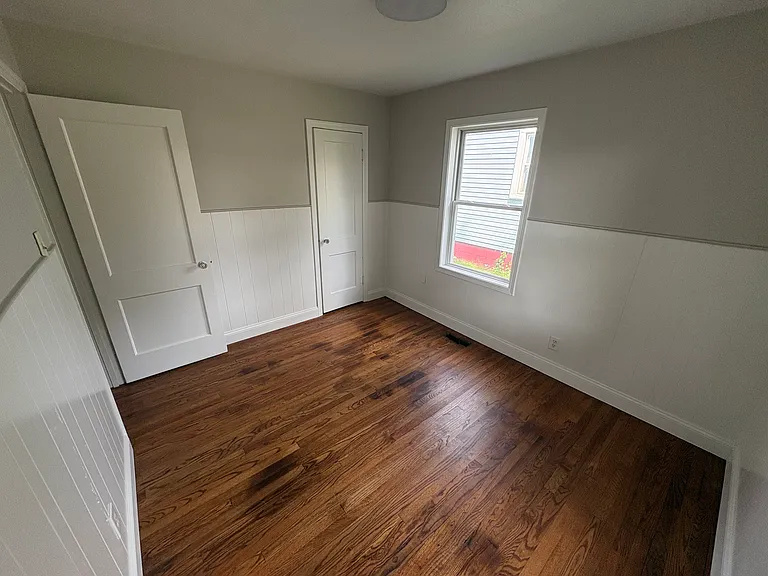 109 S Carlisle St — Photo 5