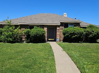 811 Angel St, Cedar Hill, TX 75104