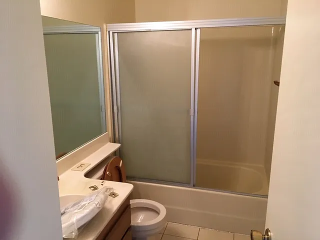 2920 N Fairview Dr — Photo 5