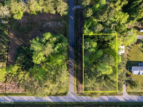5 Lee Landing Road, New Bern, NC 28560
