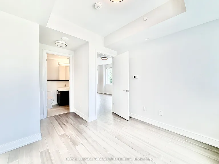 664 Spadina Ave #204 — Photo 16