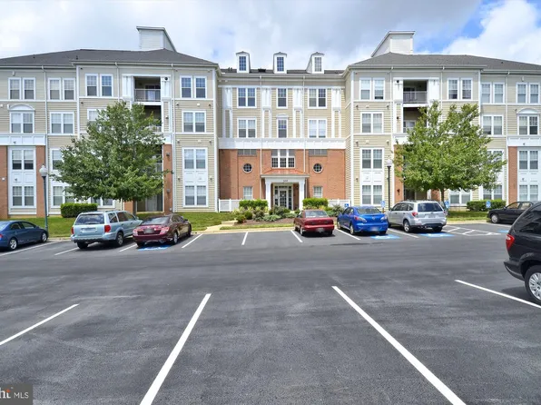 100 Watkins Pond Blvd #2-202, Rockville, MD 20850
