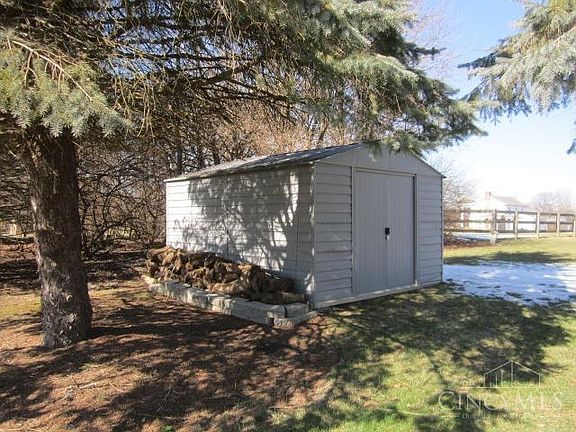 3rd image of 6745 Netherland Dr