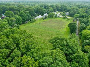 39 Long Ln, Warren, RI 02885