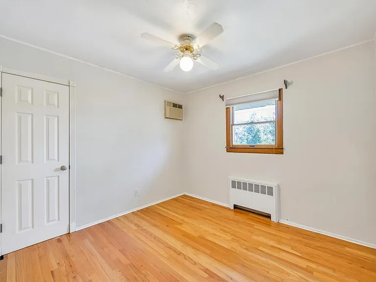 20 Switzerland Rd — Photo 16
