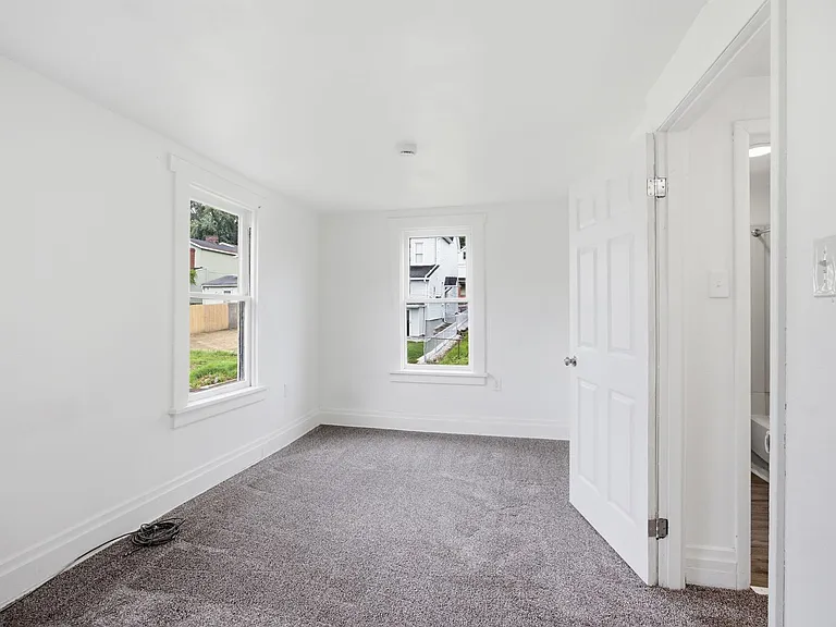 2906 Chester St — Photo 18