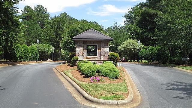 1st image of 5789 Point Comfort Ln #195
