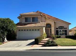 1648 Olympus Loop Dr, Vista, CA 92081