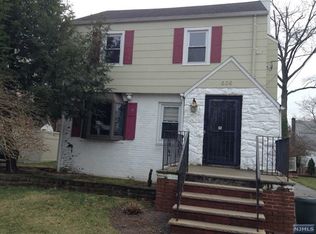 668 Suffern Rd, Teaneck, NJ 07666