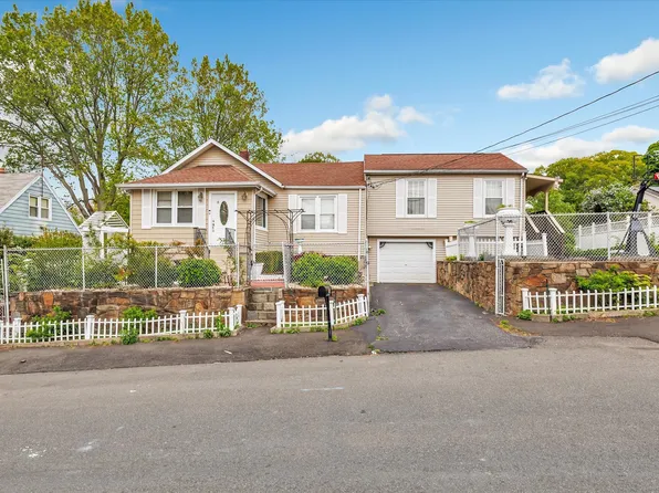 76 Alba Avenue, Bridgeport, CT 06606