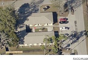 4th image of 956 NE 8th Ave