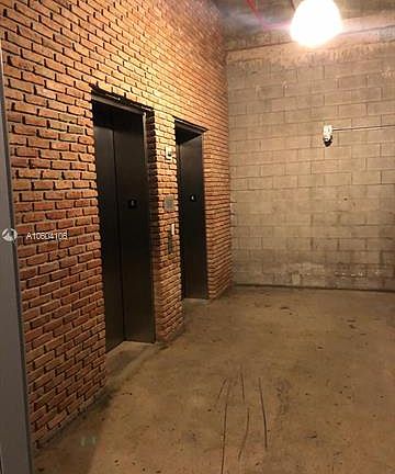 5th image of 1749 NE Miami Ct APT 407