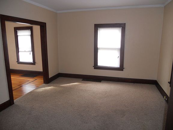 5th image of 2316 18th Ave
