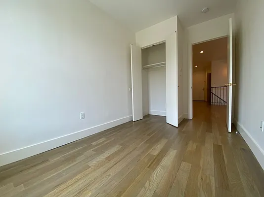 Rented by Lofts and Flats LLC | media 18