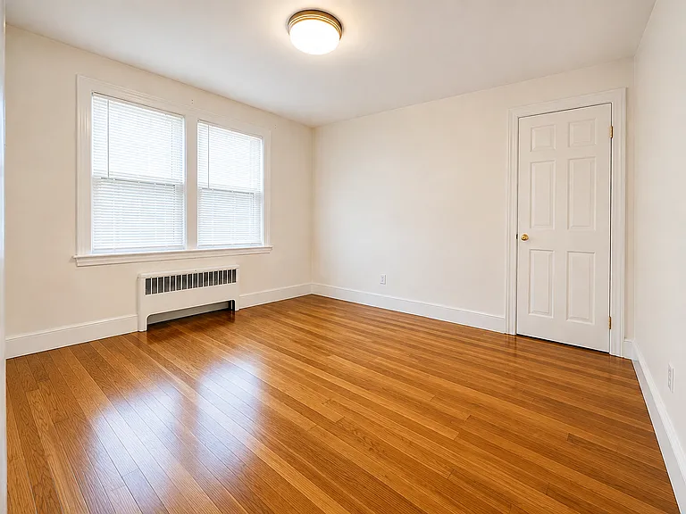 67 Waverley St #67 — Photo 9