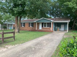 1641 Flintshire Rd, Fayetteville, NC 28304