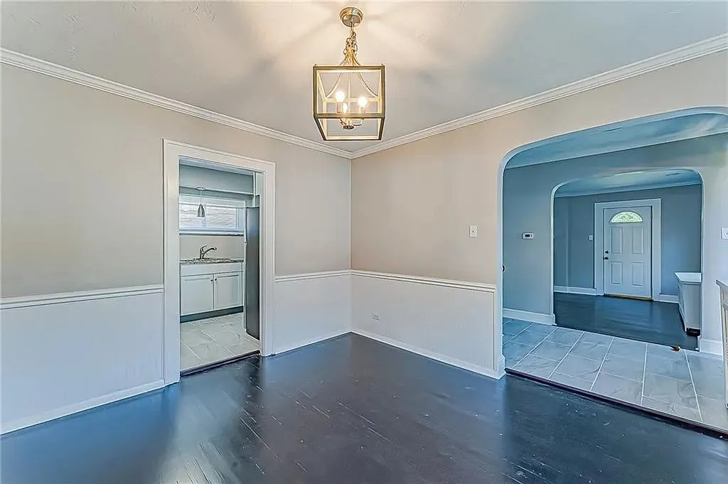 4 bed, 2.0 bath, 1844 sqft, $1,825 — Photo 4