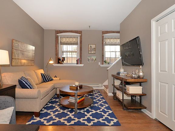 3rd image of 158 Wayne St #109
