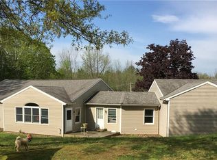 448 Sundown Rd, Fulton, NY 13069