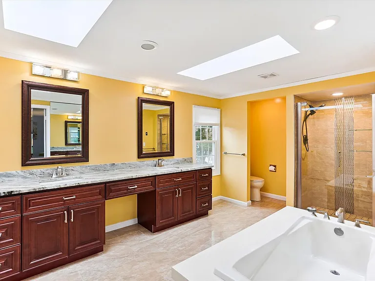 15237 Jones Ln — Photo 27