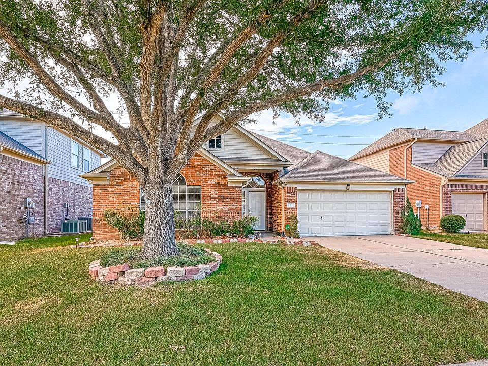 1st image of 23735 Ayscough Ln