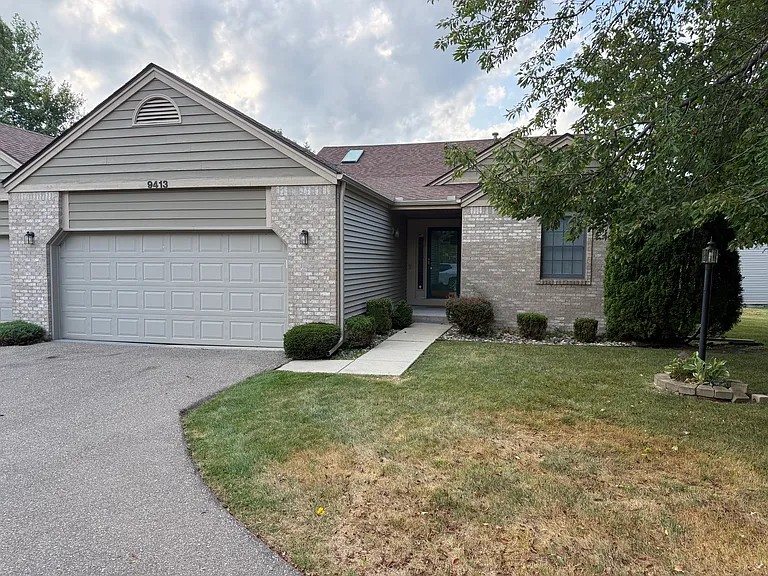 9413 Woodland Ct — Photo 1