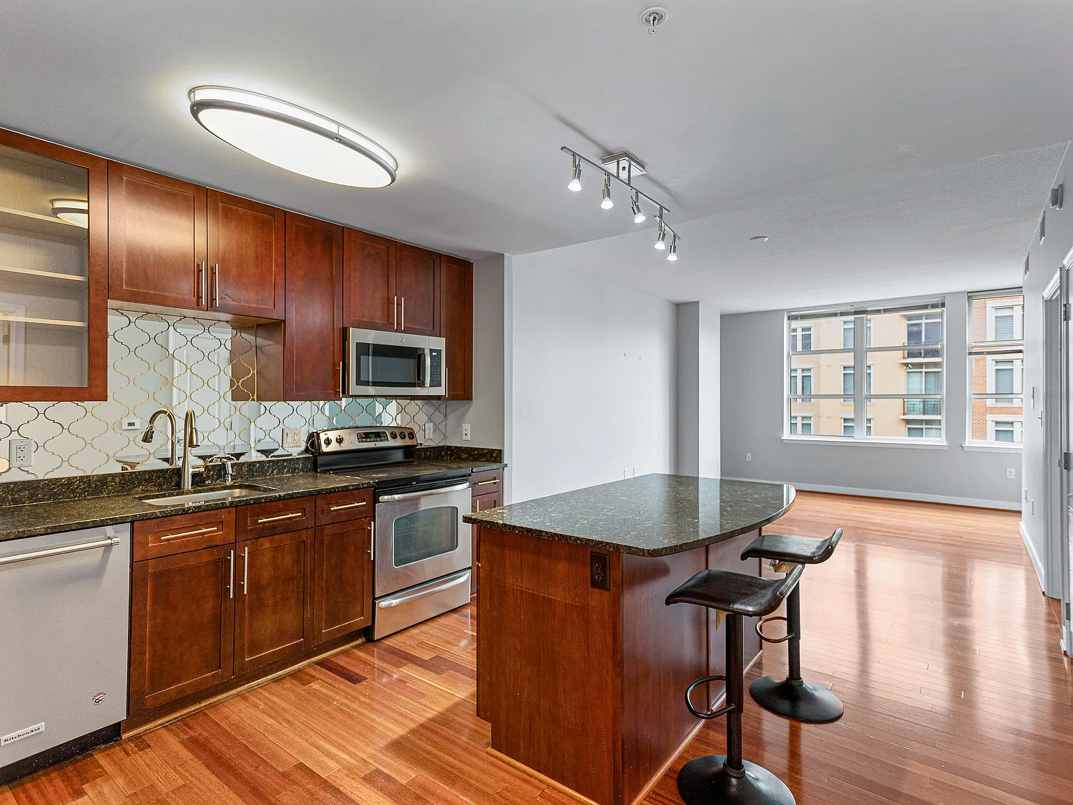 157 Fleet St — Photo 4