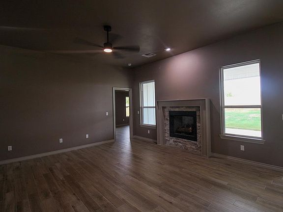 4th image of 675 Cedar Hill Way