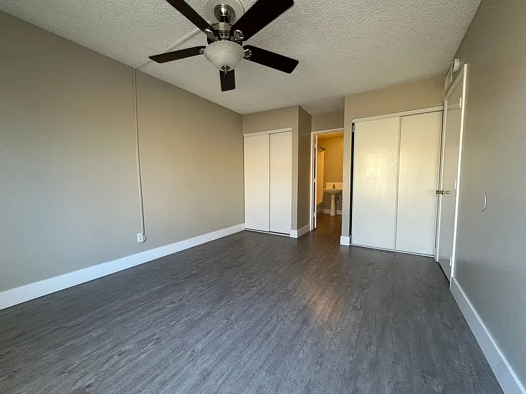 1467 Hialeah Dr #D — Photo 15
