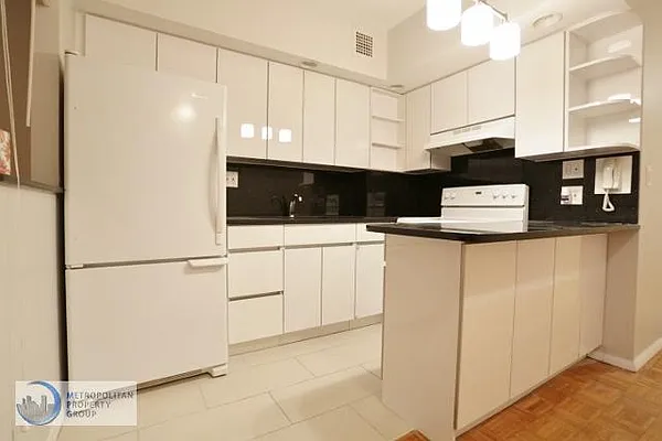 Rented by Metropolitan Property Group | media 21