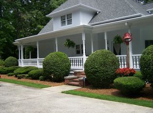 3860 Lenna Dr, Snellville, GA 30039