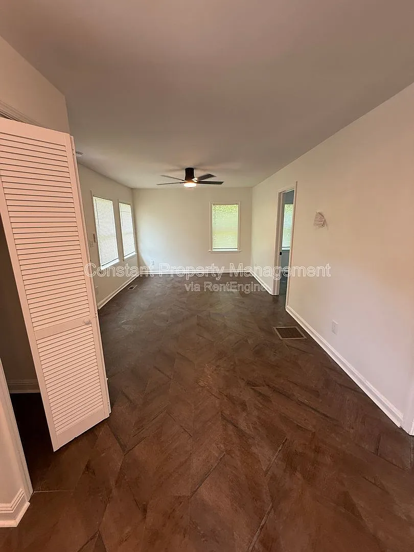 Building Photo - 139 Woodward Ct
