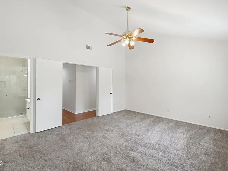 9026 Feather St — Photo 25