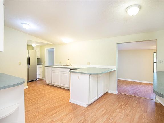 4th image of 6764 Wilbar Ln