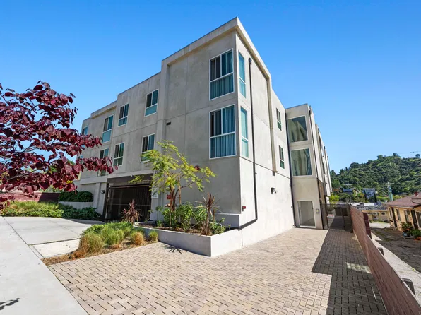 7064 Greeley St #201, Tujunga, CA 91042