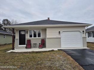 9 Frederiksted St, Toms River, NJ 08757