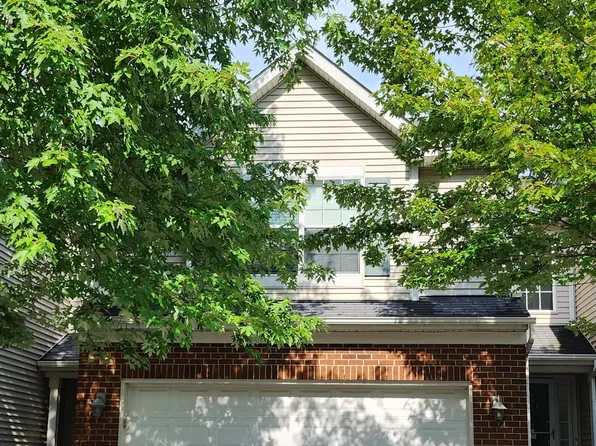 1011 N South Elgin Blvd, South Elgin, IL 60177