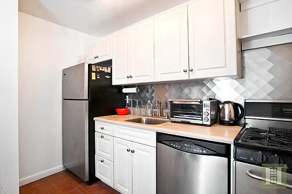 Sold by Halstead Real Estate | media 2