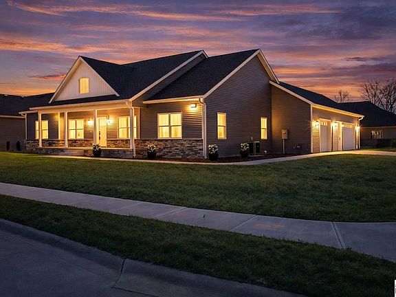 2nd image of 4545 Caroline Grace Ln