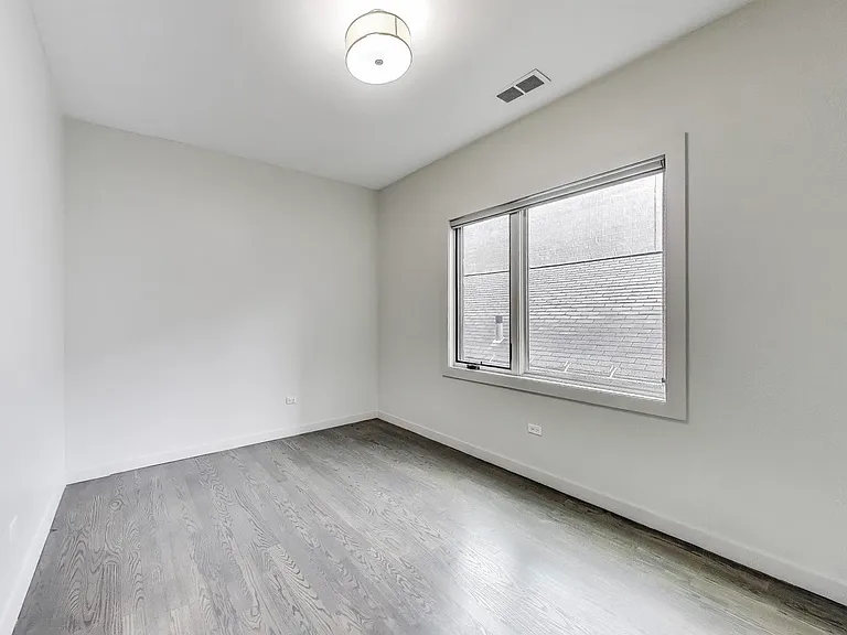 2742 N Lincoln Ave #301 — Photo 15