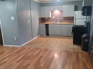 800 W Washington St #1, Clarksville, TX 75426