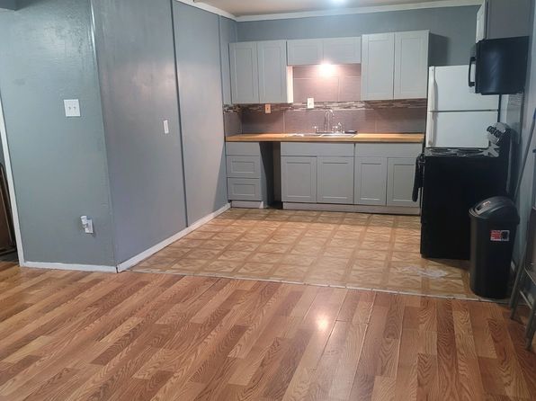 800 W Washington St #1