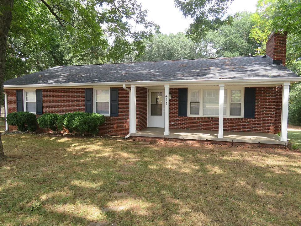 411 Jasmin Dr