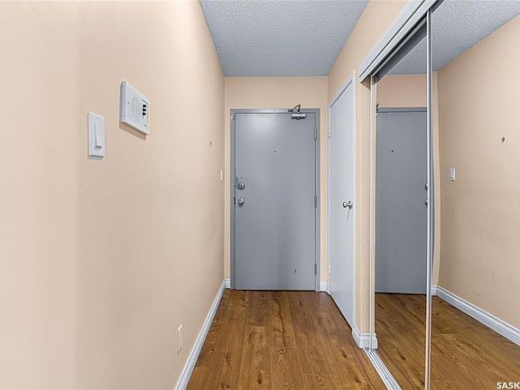 3rd image of 522 X Ave S #304